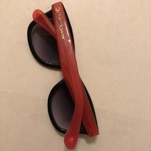 Betsey Johnson Raven Cherry wayfarer sunglasses